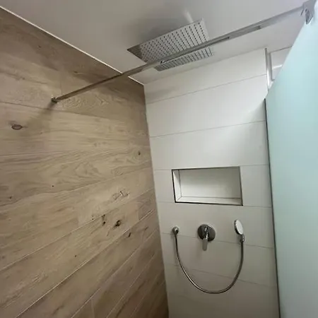 Familienwohnung Neben Dem See,messe Und Europapark Apartman