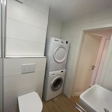 Apartman Familienwohnung Neben Dem See,messe Und Europapark